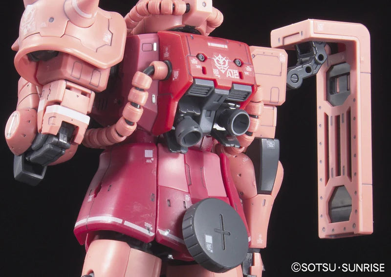RG ZAKU II MS-06S Char Aznable Custom 1/144