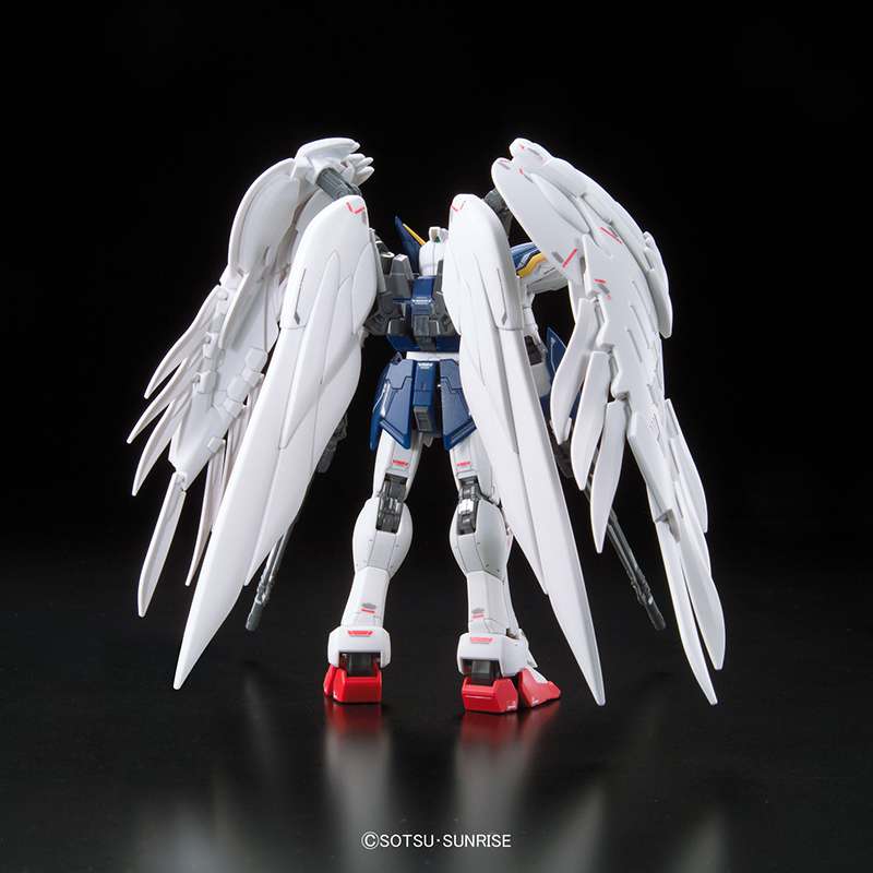 RG GUNDAM WING ZERO EW 1/144